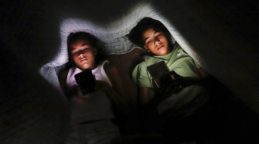 Estudo alerta: vídeos curtos em redes sociais prejudicam desenvolvimento cognitivo de crianças