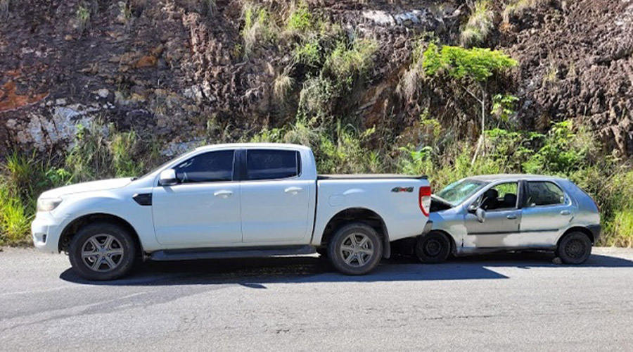 Falta de freio causa acidente na BA-547 entre Jequié e Apuarema; dois ficam feridos.