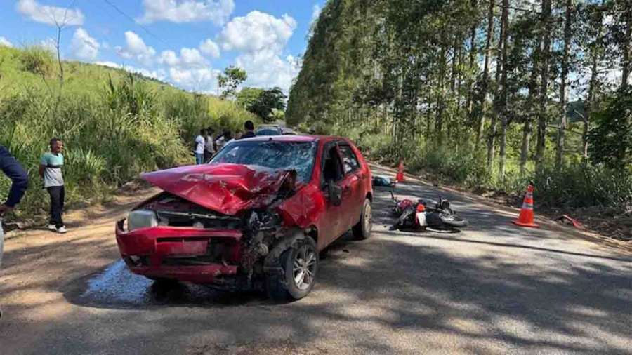 Ipiaú: Colisão frontal na BA-650 entre Ipiaú e Itagibá deixa um morto