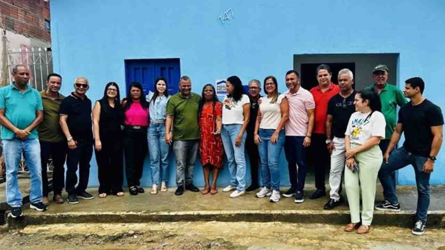 Programa Morar Melhor entrega mais duas casas reformadas em Jitaúna e ultrapassa 200 famílias beneficiadas